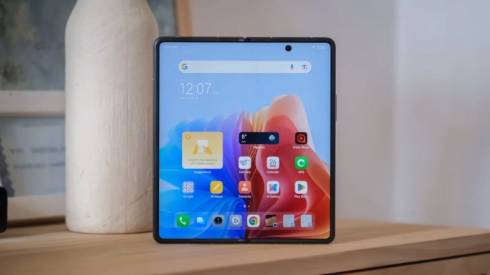 Phantom V FOLD; First look at TECNO's foldable phone - Techish Kenya Tecno Phantom V Fold phone For Sale